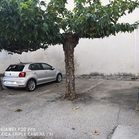Le Pandora, Proche Tour Magne, Parking Et Terrasse Apartman Nîmes Kültér fotó